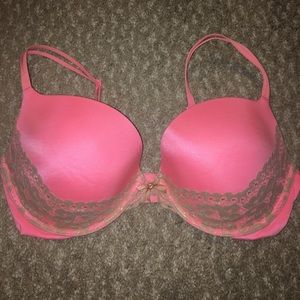 Victoria's Secret "Very Sexy Push Up" Bra. 34DD